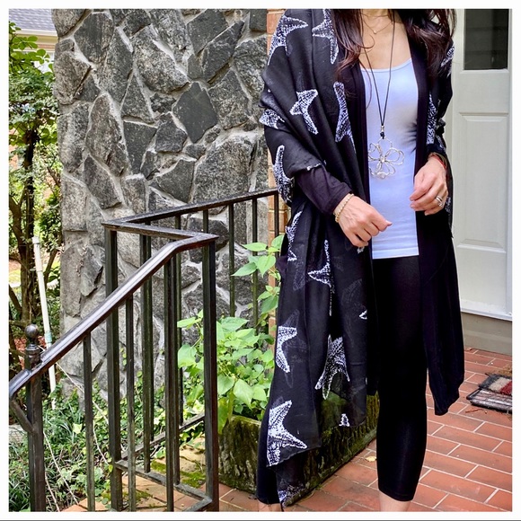 STAR SHAWL/SCARF - Picture 5 of 6